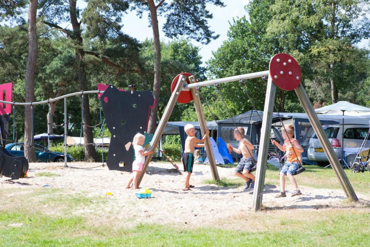 Lodge 4 Personen Camping De Molenhof Reutum Kültér fotó